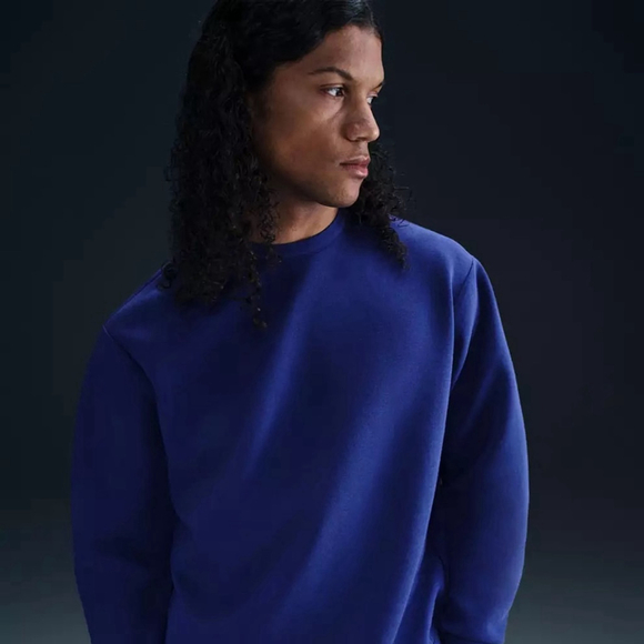 Nike Other - Men's Nike 24.7 soft Blue Crewneck Sweatshirt, Size L